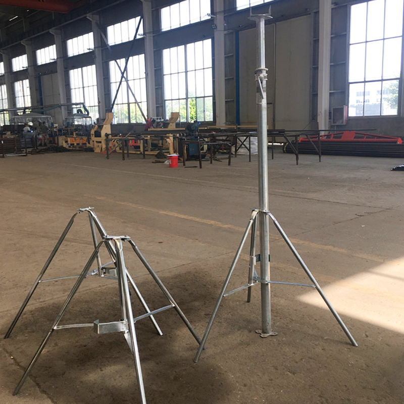 Steel supports for floor slabs